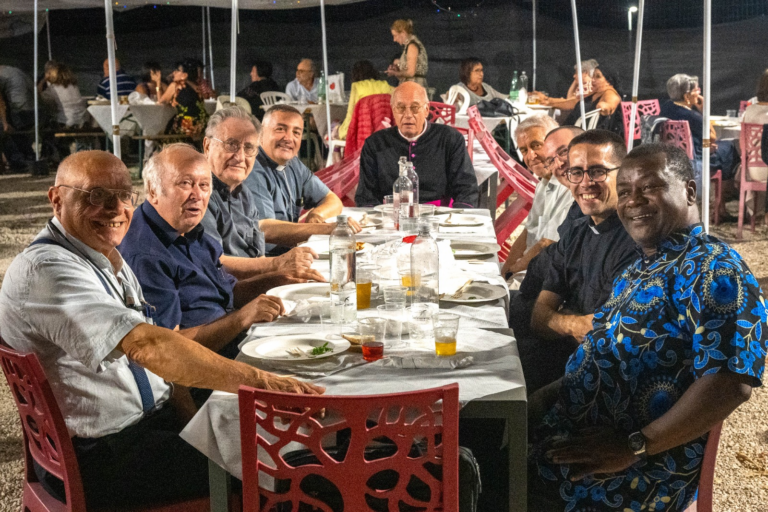 Mons. Giuseppe Gianiorio: cinquant’anni di sacerdozio tra servizio, ascolto e fraternità